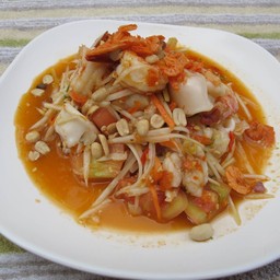 ตำทะเล Seafood papaya salad