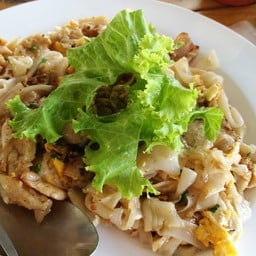 นายต้น ผัดไท หอยทอด