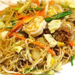 บะหมี่ผัดหยังโจวทะเล