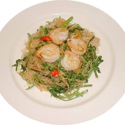 เส้นหมี่ผัดผักกระเฉด_