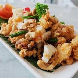 Chatnara cafe & restaurant ฉัตรนารา