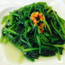 ผัดผักปวยเล้งสไตล์ฮองกง