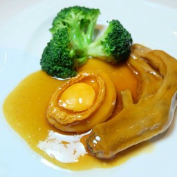 เป๋าฮื้อเจี่ยนน้ำมันหอย