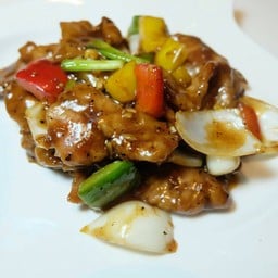 เนื้อผักซอสพริกไทยดำ