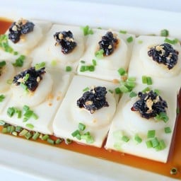 เต้าหู้นึ่งหอยเซลล์ซอสเต้าซี่