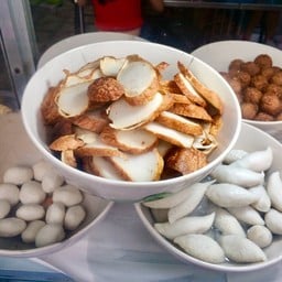 ลูกชิ้นนายชุน.