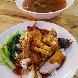 นายไกด์ หมูแดง-หมูกรอบ