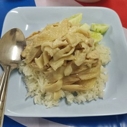 ได้เยอะสมราคามากๆ ข้าวมากกว่าไก่ 