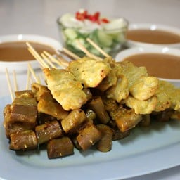 คุณทิพย์หมูสะเต๊ะเมืองพังงา