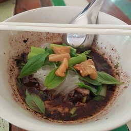 แบบน้ำตก น้ำคลุกคลิก จัดจ้านถึงใจ