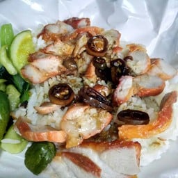 ข้าวหมูแดง