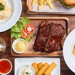 ALL iN Bistro&Bar