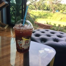 กากี่นั้งคาเฟ่