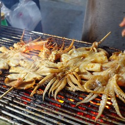 ปลาหมึกย่าง