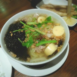 แกงจืดเต้าหู้สาหร่าย