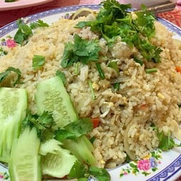 แจ๋วโภชนาลาดหญ้า