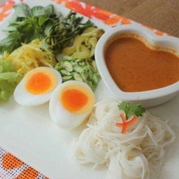 ขนมจีนน้ำยา