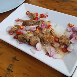 ยำปลาเค็ม