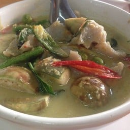 แกงเขียวหวานลูกชิ้น