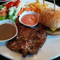 สันคอ+เบอร์เกอร์เนื้อ