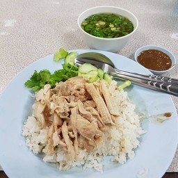 ลัคกี้โภชนา
