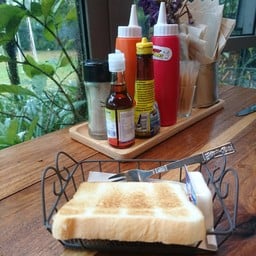 Wara Bed & Breakfast