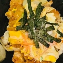 KATSUDON ข้าวหน้าหมูทอด
