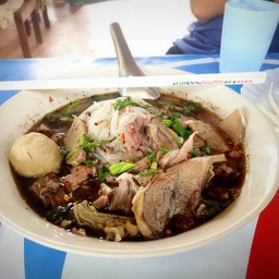 ก๋วยเตี๋ยวลิ้นวัว เวียงสวรรค์