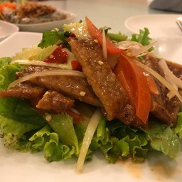 ยำหมูย่าง