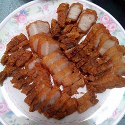ข้าวมันหมูทอดสุดฟิน