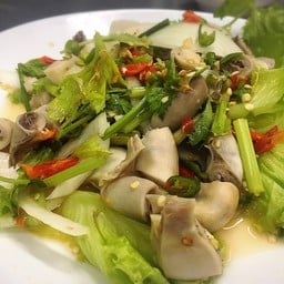 ยำไส้ตัน