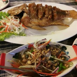 ปลาทับทิมทอดกระเทียม (ตัว)