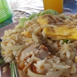 อาหารตามสั่ง ปากซอยเพชรเกษม 35