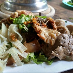 ลวกจิ้มเนื้อ