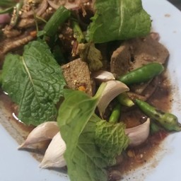 ไม่มั่นใจในชื่ออาหารแต่ชอบกิน