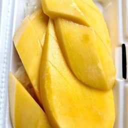 ข้าวเหนียวมะม่วง ปุ๊ เจ้าเก่า