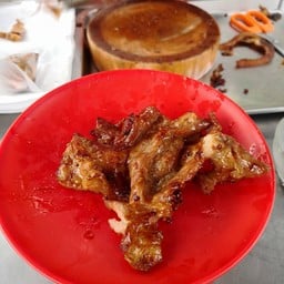 คอหมูย่าง​ ป้าต่าย