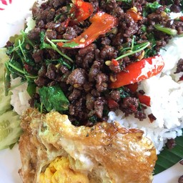 ก้องกระเพราถาด ก๋วยเตี๋ยวเรือ