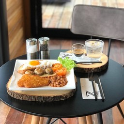 All day breakfast: English Breakfast serves with a cup of coffee