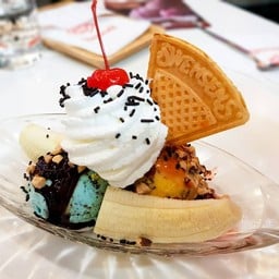 Swensen's โลตัสสระบุรี