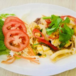 ปลาหมึกผัดไข่เค็ม