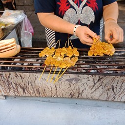 หมูสะเต๊ะนัมเบอร์วัน