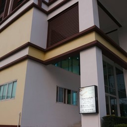 อยู่ที่ ริเวอร์ 4 ชั้น 2 ค่ะ