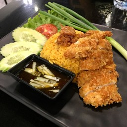 ข้าวมันไก่ทอด