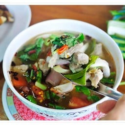 ไก่ย่างครูนงลักษณ์