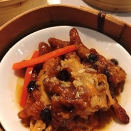ขาไก่นึ่งเต้าซี่