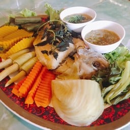 สรวลแสนรัก