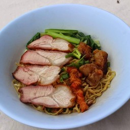 หมูแดงทำเอง บะหมี่ไข่ ทำเองทุกขั้นตอน