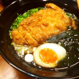 ราเมงโชยุหมูทอดทงคัตสึ