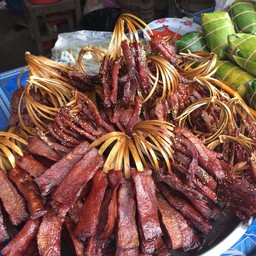 ຮ້ານຕຳຮະເບຶດ